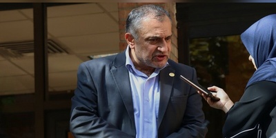 رئیس دانشگاه صنعتی شریف: اصلاح مسئله پوشش با فشار و تهدید نتیجه نمی‌دهد