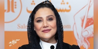 بررسی استایل کلاسیک شبنم مقدمی در جشن امضای کتابش؛ از کُتی بسیار شیک و انتخاب رنگ مشکی و سفید در استایلش تا روسری گیپور و میکاپی با طیف رنگ گرم +ویدیو