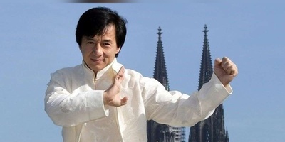 (ویدئو) جکی چان و رویای لمس مجسمه طلایی؛ داستانی که ثابت می‌کند هیچ غیرممکنی وجود ندارد