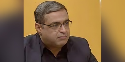 (ویدیو) پیام مخاطب: همسر من توی خونه با من خیلی خوبه، به خانوادش که میرسه وانمود میکنه که منو دوست نداره/ جواب دکتر سعید عزیزی شنیدنیه!