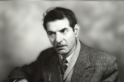 این شعرخوانی شهریار قلب هر شنونده‌ای را می‌لرزاند/ دل کندن از این صدا ممکن نیست / هم حیران در این صبر و شکیب من + ویدئو