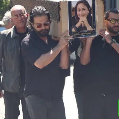بهرام بدخشانی در مراسم تشییع همسرش: بهناز این اواخر هیچ دردی رو احساس نکرد لحظه آخر لمسش کردم صدامو شنید ولی جواب نداد...