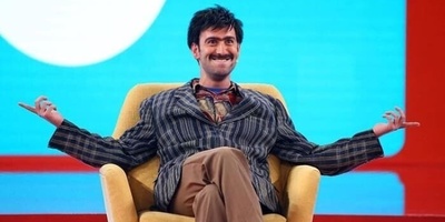 (ویدیو) تسلط بامزه نیما شعبان‌نژاد به انگلیسی در خندوانه؛ رامبد: داری حرفای بد میزنی؟! 😂