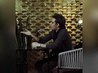 (ویدئو) تدریس تقلب در بازی مافیا به روش امیرعلی نبویان/ درسته تقلب نمی‌کنم ولی یه جوری می‌تونم تقلب کنم که روحت هم خبردار نشه...