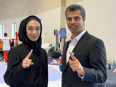 (ویدئو) هادی ساعی، رئیس فدراسیون تکواندو: اگر مبینا نعمت زاده در دانشگاه تهران پزشکی می‌خواند، از سهیمه دانشگاه کم نمیشد/ مبینا خودش بیخیال رشته پزشکی شد!