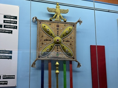 (ویدئو) پرچمی که در آتش سوخت اما افسانه‌اش جاودانه ماند؛ درفش کاویانی را بشناسید!