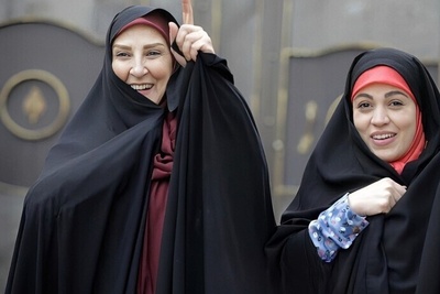 ویدیو | شیدا خلیق از ترس تا مرز سکته رفت/
حامد آهنگی هم انگار دنبال دکمه‌ی ریستش می‌گشت😂😂