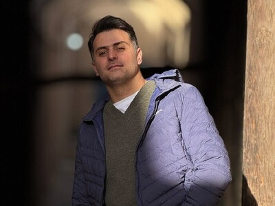 علی ضیا و نغمه‌خوانی اشعار سعدی؛ وقتی واژه‌ها جان می‌گیرند / چو می‌توان به صبوری کشید جور عدو، چرا صبور نباشم که جور یار کشم!