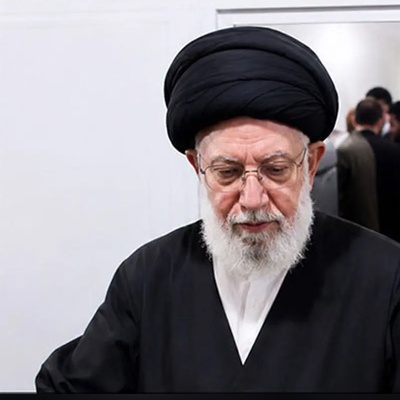 شباهت باورنکردنی یک خادم اربعین به رهبر شهید انقلاب؛ ویدئوی پربازدید این روزها
