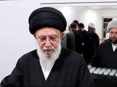 شباهت باورنکردنی یک خادم اربعین به رهبر شهید انقلاب؛ ویدئوی پربازدید این روزها