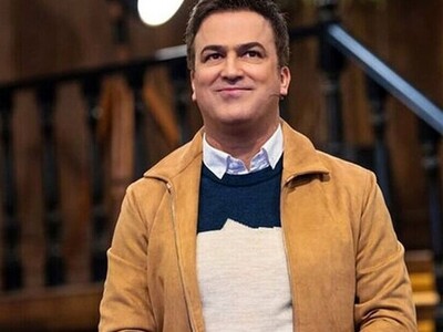 (ویدئو) حماسه‌آفرینی «حامد آهنگی »در پاسخ به سوالات "ارژنگ امیر فضلی" در خندوانه/ عضو بدن با الف میشه استوانه؟😂/ رامبد جوان غش کرد از خنده