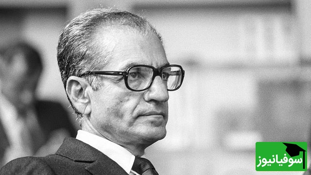 محمدرضا پهلوی در حال بازدید از مسجد پاریس در فرانسه؛ سال 1327/ جلب اعتماد مردم برای رواج فساد در مملکت (عکس)