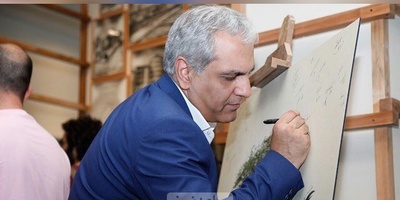 فیلم/امضای هرکدام از افراد معروف چه شکلیه؟/ رونمایی از امضای شخصی مهران مدیری، علی دایی، استاد شجریان، کریستیانو رونالدو، آلبرت انیشتین، آتیلا پسیانی و... بازتابی از شخصیت و خلاقیت آنها