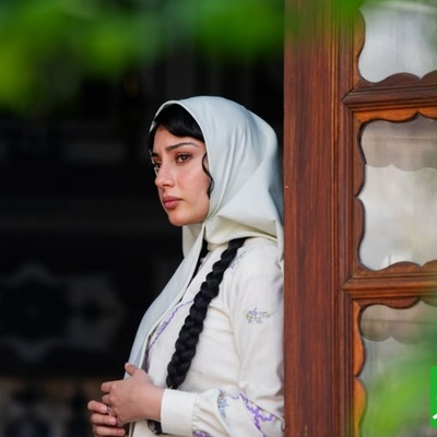 حسرت به دل ماندن ترلان پروانه برای یک عروسی باشکوه؛ پشت‌صحنه عروسی محبوبه در بامداد خمار که دست‌کمی از مجلس عزا نداشت!