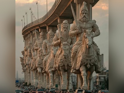 معماری خیره کننده ستون‌های اسطوره‌ای الهام از اساطیر تاریخی ایران؛ شاهکار جهانی که باید ببینی + عکس