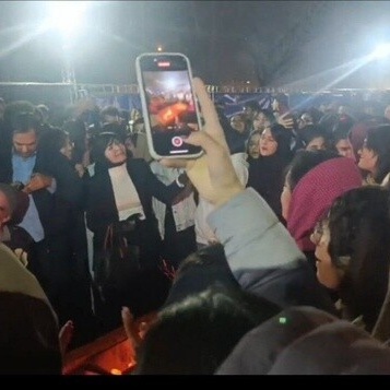 جشن شب یلدا در علامه طباطبایی با حضور پرشور دانشجویان و شادی رئیس دانشگاه + ویدئو