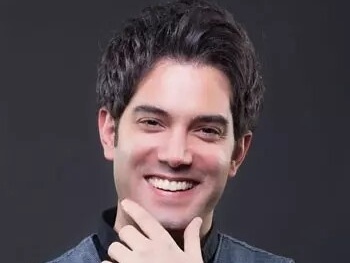 ویدیو| ماجرای دمپایی و نئاندرتال در بحث جنجالی نیما شعبان‌نژاد و امیرعلی نبویان!