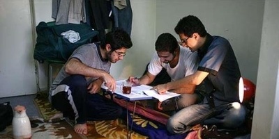 (عکس) وقتی کمبود وسایل، دانشجویان را خلاق می‌کند!