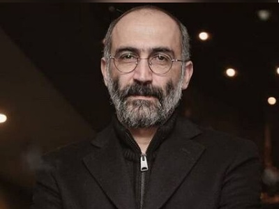 ویدیو | توصیه‌های پزشکی جواد عزتی برای هادی حجازی‌فر داستان درست کرد / فقط حرکات شهاب حسینی😂😂