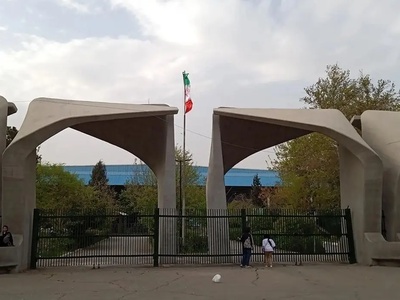 کشف عکس‌های دست‌نخورده از بنای اولیه دانشکده پزشکی؛ چه بلایی سر سازه اصلی «آندره گدار» آمد؟