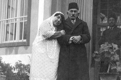 (عکس) نگاهی به نامه‌های آتشین و عاشقانه دوران قاجار که پرده از دل‌بری‌های پنهان برداشتند؛ «قربان چشم‌های قشنگت، عکسی التفات بفرمایید»