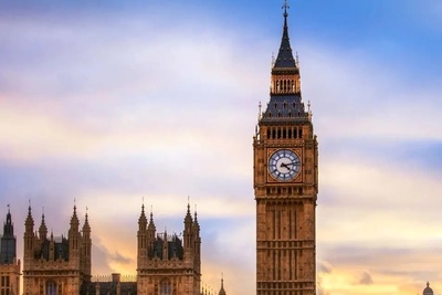 (عکس) قدمت برج ساعت انزلی 41 سال قبل از برج لندن / یک میراث تاریخی منحصر به فرد!