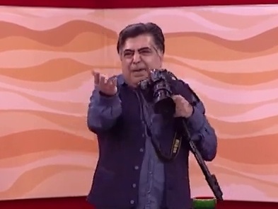 (ویدئو) یادی کنیم از خاطرات دانشجویی رضا شفیعی جم وقتی برای پروژه عکاسیش میرفت بین مردم / فقط وقتی که کمربند میخواد از رامبد😂