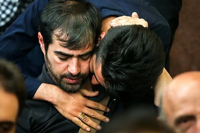 سنگ نمام بازیگران در مراسم ترحیم پدر شهاب حسینی؛ حضور همسر سابقش پرچهر قنبری، امیر جعفری، علیرضا قربانی، لاله اسکندری و...+فیلم و عکس/ روحش شاد