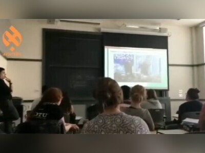 (ویدئو) کلاس درس تاریخ و آشنایی با ایران مدرن در دانشگاه MIT آمریکا