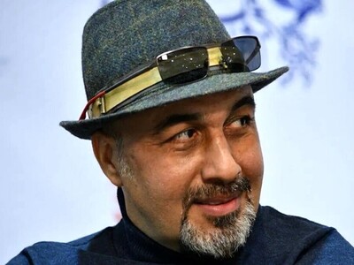 ویدیو/ خاطرۀ شنیدنی «مجید صالحی» از تسلط منحصربه‌فرد «رضا عطاران» به مکالمۀ مفهومی زبان انگلیسی در هتل/ یه چیز تیز باشه؛ دیدی میفهمه بیشعور نیست!