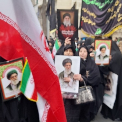 (ویدئو) داغی که سرد نمی‌شود؛ روایت ضجه‌های جانسوز مردم تبریز در ماتم شهادت رهبر انقلاب