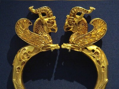 (ویدئو) گنجینه‌ی جیحون یا آمودریا؛ گنجینه‌ای شگفت‌انگیز از هنر و ثروت هخامنشیان که داستان‌هایی از گذشته را با جواهرات خیره‌کننده روایت می‌کند