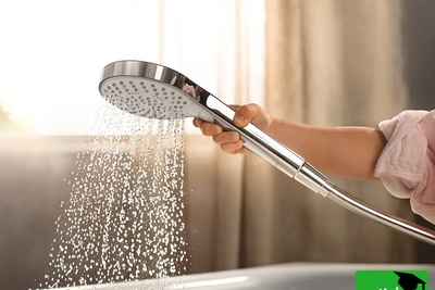 سر دوش حمام رسوب گرفته؟ با این 6 روش فوری مشکل را حل کن