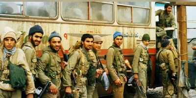 سفر در زمان؛ عکسی تاریخی و دیده نشده از دانشگاه تهران در زمان جنگ