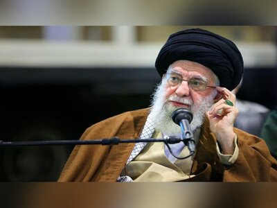 (ویدئو) نصیحت پدرانه رهبر معظم انقلاب به مسئولان دانشگاه‌ها: اجازه ندهید که افراد نامطمئن در دانشگاه‌ها حضور پیدا کنند