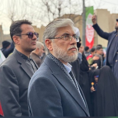 در جمع راهپیمایان 22 بهمن، وزیر علوم از برنامه جدید برای هوشمندسازی آموزش گفت