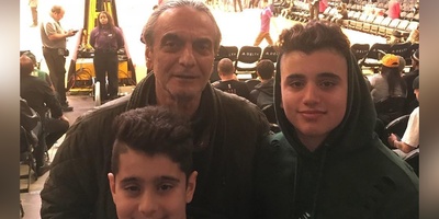 همایون ارشادی: نوه و بچه هام خارج از ایران زندگی می‌کنند و اینجا هیچکس رو ندارم اما من نرفتم چون...+فیلم