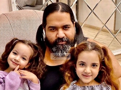 (عکس) تیپ مدرسه‌ای تیارا و ویانا در اولین روز مهر | تغییر استایل دختران رضا صادقی که همه را شگفت‌زده کرد!