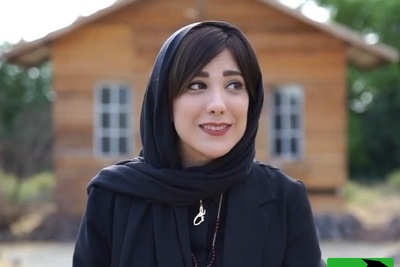 (ویدیو) شعری زیبا با صدای دلنواز باران نیکراه/ سینه ام دکان عطاری است/ سینه ام دکان عطاری است دردت چیست ؟...