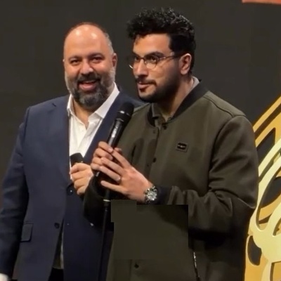 لحظه  باشکوه اعلام برنده شدن امیرحسین قیاسی و شوخی‌های خنده دار علی اوجی/ قیاسی ثابت کرد میشه از صفر شروع کرد و خبر بدی برای هنر ایران شد😂