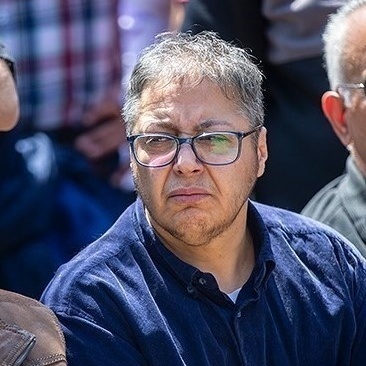 تیکه خنده دار  امیرحسین قیاسی به تغییر جنسیت مازیار لرستانی و گزارشگری بهنوش بختیاری و پدر شدن پوریا پورسرخ+ فیلم