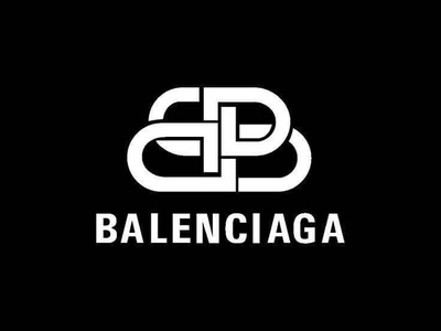 (عکس) سفری به دنیای بالنسیاگا Balenciaga/ برندی با تاریخچه غنی و طراحی های منحصربه‌فرد!