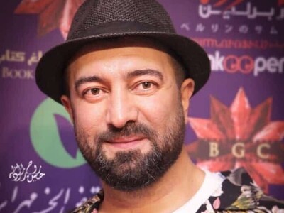 (سکانس برتر) "مجید صالحی" و معرفی "اشگنه" به گروگانگیر خارجی به زبان انگلیسی توسط او / آی ام اشگنه، یو آر خوک!😂😂