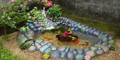 خلاقیت مرد خوش ذوق برای ساختن حوض و چشمه خانگی / حیاطت را تبدیل به پارک خصوصی کن