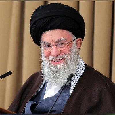 (ویدئو) غوغای مائده هاشمی در حضور رهبر شهید انقلاب؛ این شعر جگر گوشه‌های غزه را به یاد می‌آورد! 😢