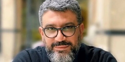 (عکس) نگاهی به عکس سوم دبستان رضا رشیدپور؛ این ژست بچگانه‌اش یه چیز دیگه‌ست!