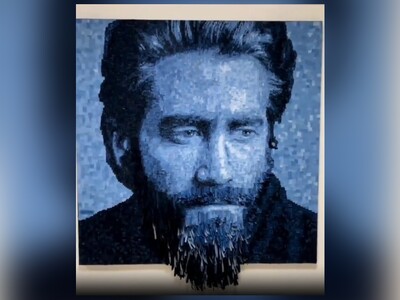 ویدیو/ شاهکار هنری قرن با ترکیب خلاقانۀ شلوار لی و نقاشی/ خلق چهره‌ای واقعی‌تر از واقعیت