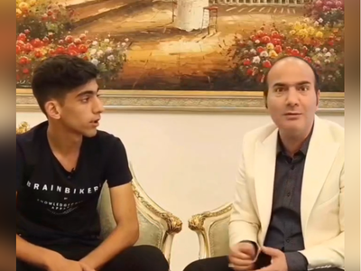 (ویدئو) عجیب‌ترین استعداد پسر ایرانی با خوانش  برعکس جملات/ حسن ریوندی کلافه شد از دستش