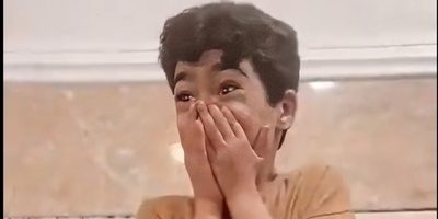 (ویدئو) «بابام 40 روز است که به در خیره مانده»؛ غم و اندوه بی‌پایان خانواده ماکان نصیری از زبان خواهر تنها مفقودالاثر فاجعه مدرسه میناب