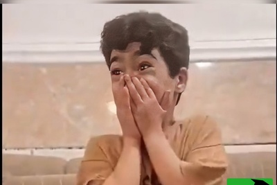 (ویدئو) «بابام 40 روز است که به در خیره مانده»؛ غم و اندوه بی‌پایان خانواده ماکان نصیری از زبان خواهر تنها مفقودالاثر فاجعه مدرسه میناب